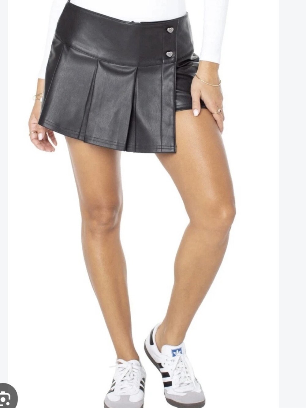 Celebrity Pink Women's Black Faux Leather Skort Shorts with Heart Buttons Sz XL